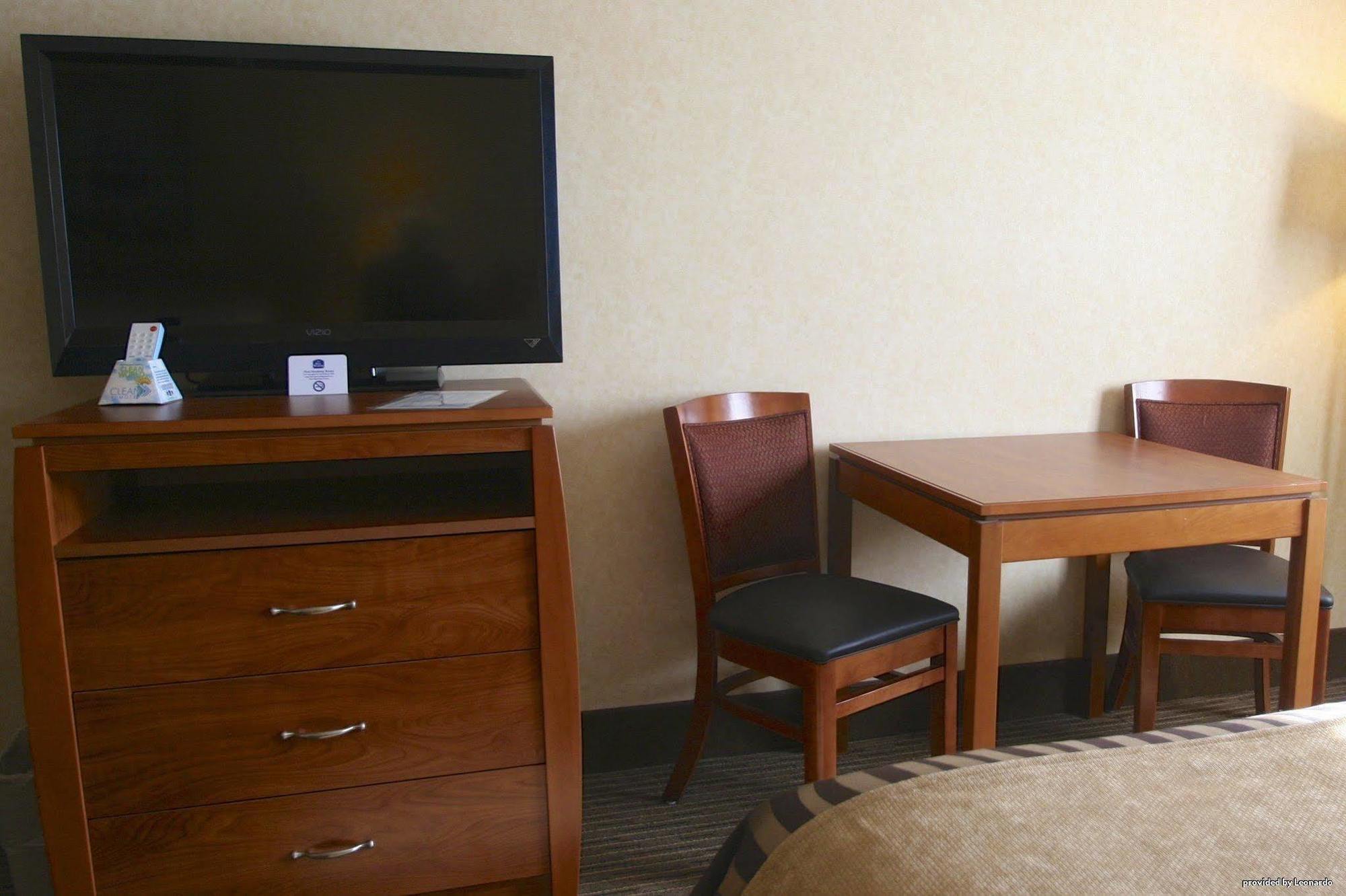 Best Western Vermillion Inn Esterno foto